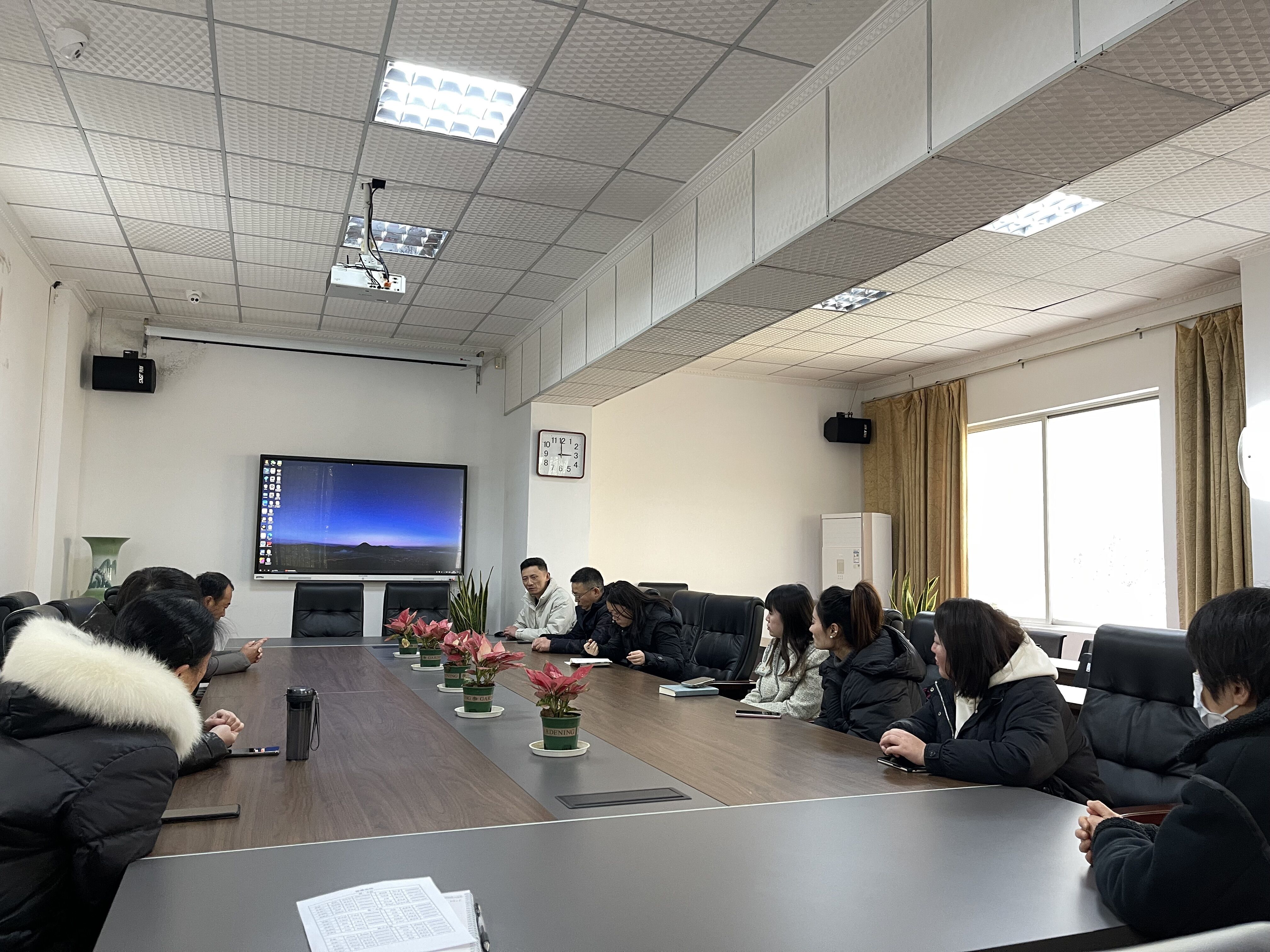 三风检查组会议.jpg